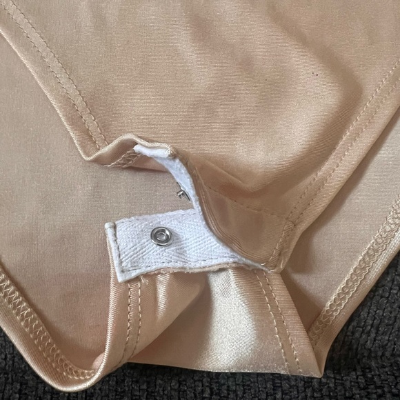 Fashion Nova NEW W/OT 
Chic Backless Nude Dress - Picture 6 of 16